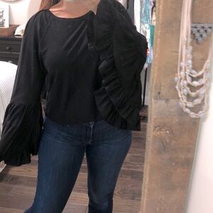 Snappy turtle small black boho bell sleeves top